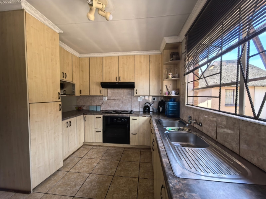 3 Bedroom Property for Sale in Grasslands Free State